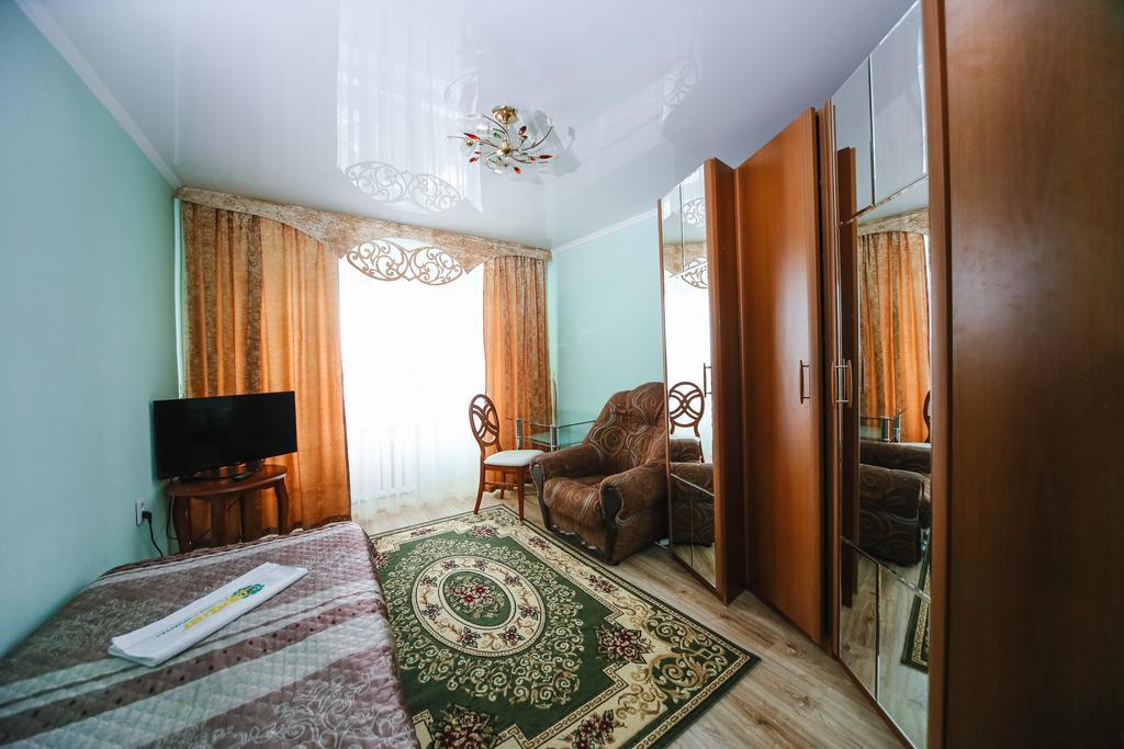 Sary Arka Hotel Pavlodar Exterior photo