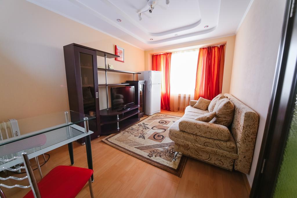 Sary Arka Hotel Pavlodar Exterior photo