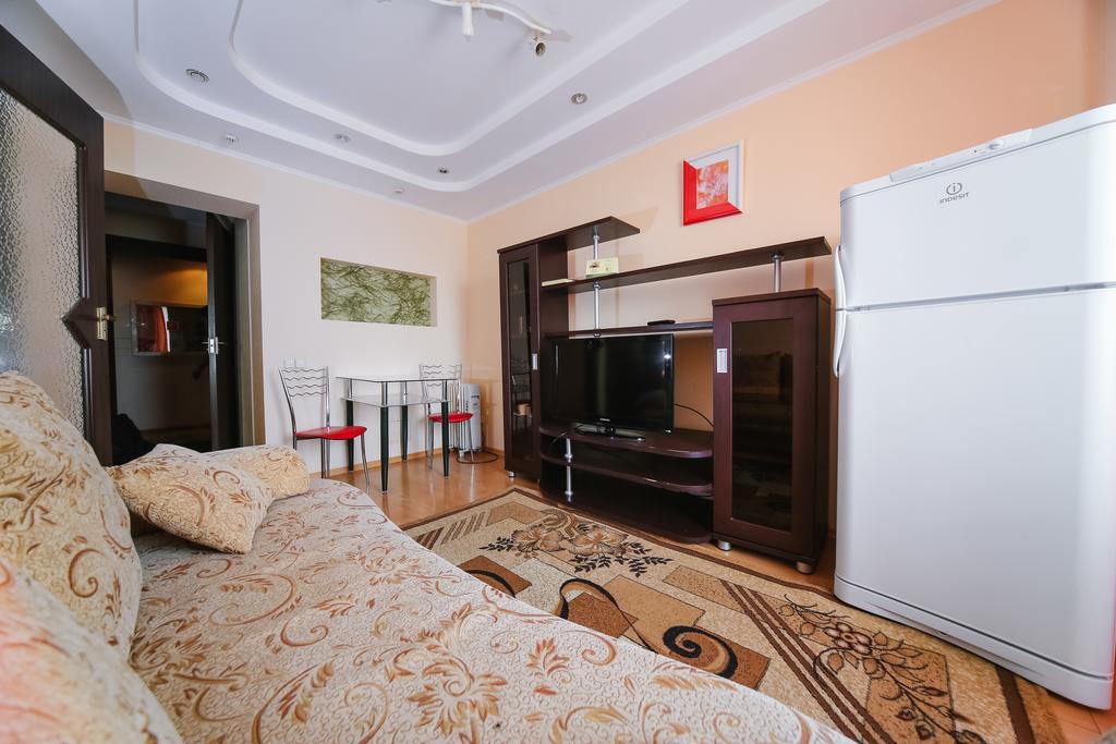 Sary Arka Hotel Pavlodar Exterior photo
