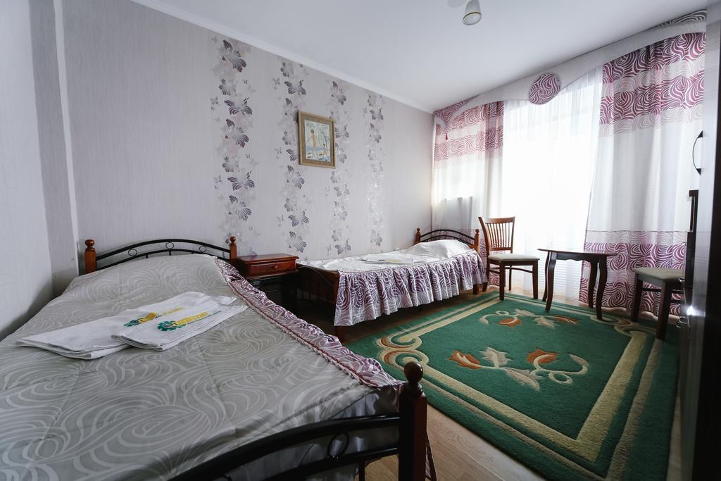 Sary Arka Hotel Pavlodar Exterior photo