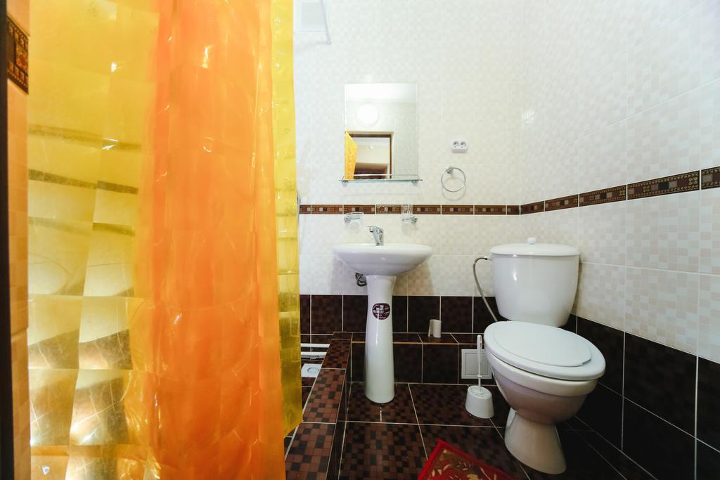 Sary Arka Hotel Pavlodar Exterior photo